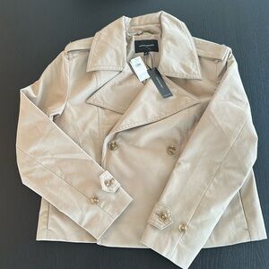 Brand New Banana Republic cropped trench